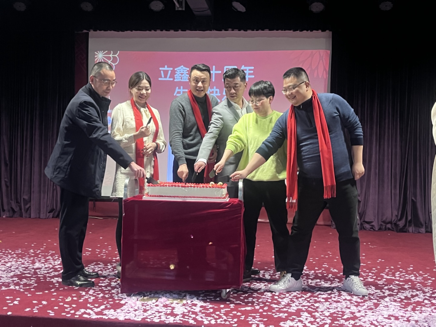 蛋糕1.jpg 蛋糕1.jpg